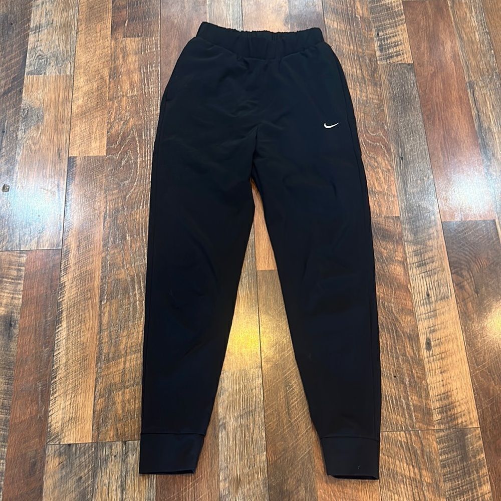 Nike pants XS (3100)